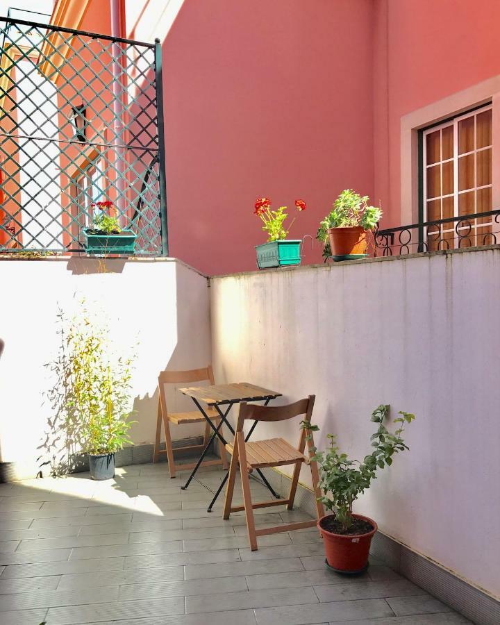 Sweet Apartment With Terrace In Central Lisbon Exterior photo